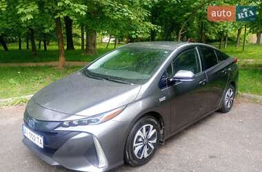 Хэтчбек Toyota Prius Prime 2018 в Киеве