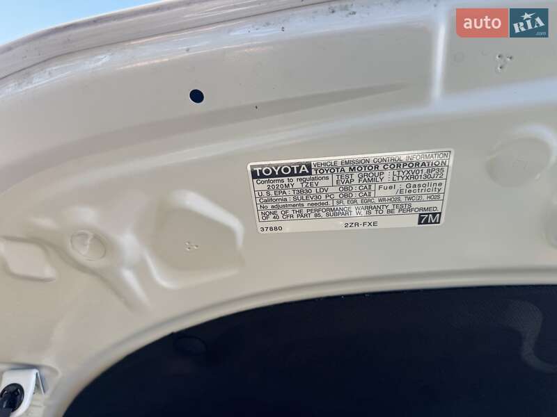 Хетчбек Toyota Prius Prime 2019 в Полтаві