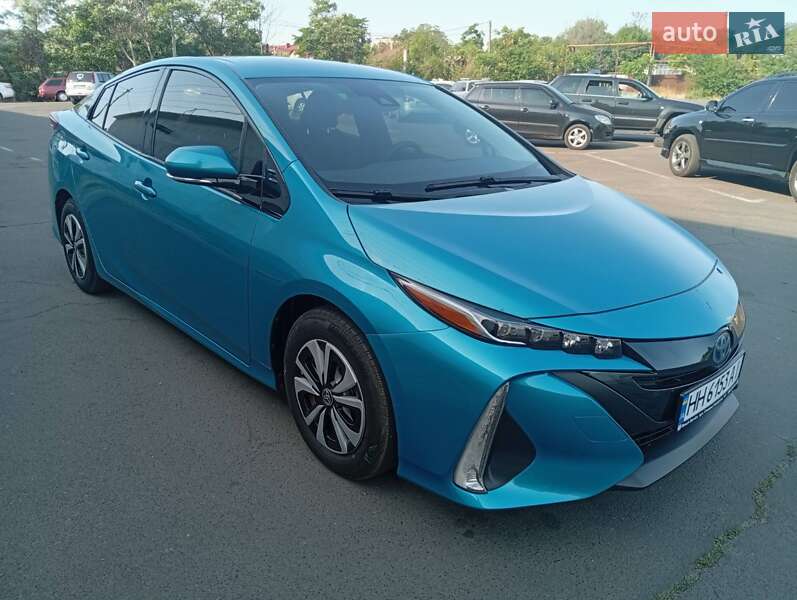 Хэтчбек Toyota Prius Prime 2017 в Одессе