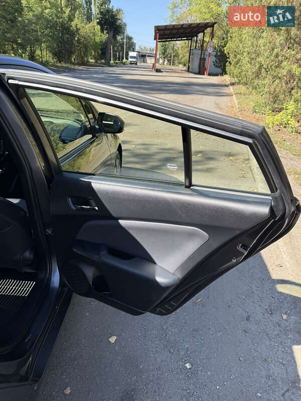 Хетчбек Toyota Prius Prime 2021 в Дніпрі фото 11 Хетчбек Toyota Prius Prime 2021 в Дніпрі