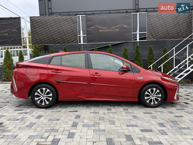 Хэтчбек Toyota Prius Prime 2019 в Одессе