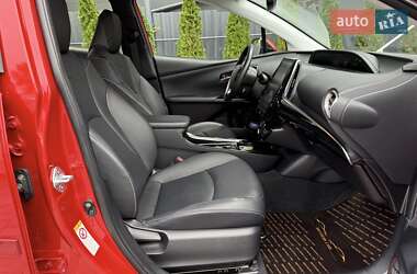 Хэтчбек Toyota Prius Prime 2019 в 