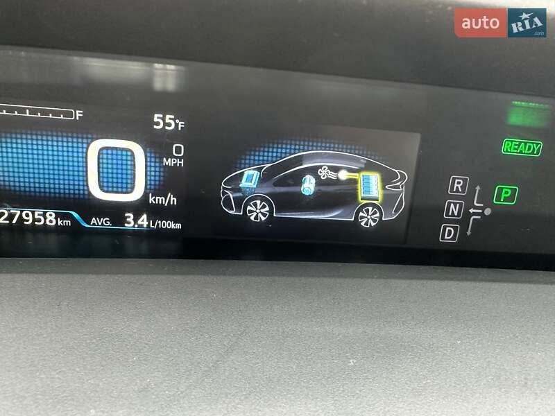 Хэтчбек Toyota Prius Prime 2019 в Киеве