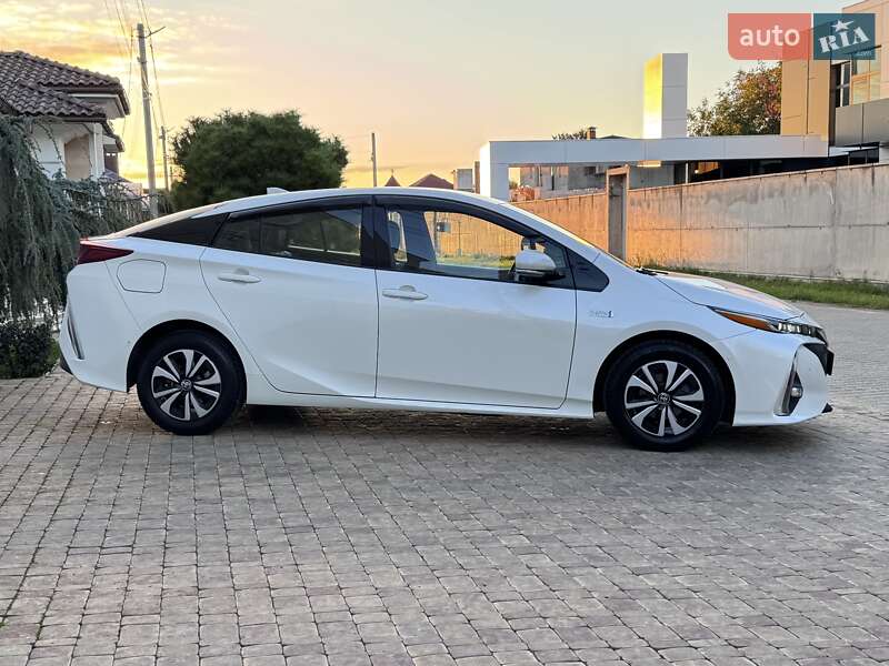 Хэтчбек Toyota Prius Prime 2018 в Одессе