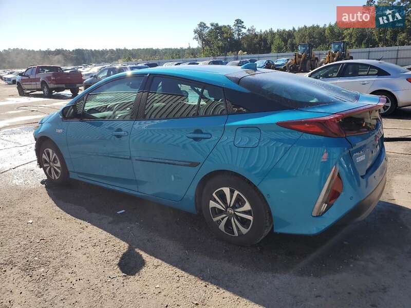 Хэтчбек Toyota Prius Prime 2017 в Львове фото 2 Хэтчбек Toyota Prius Prime 2017 в Львове