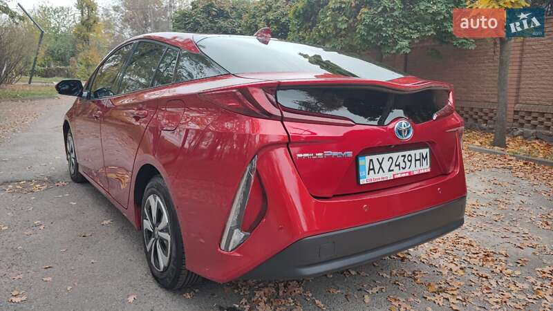 Хэтчбек Toyota Prius Prime 2016 в Харькове фото 6 Хэтчбек Toyota Prius Prime 2016 в Харькове