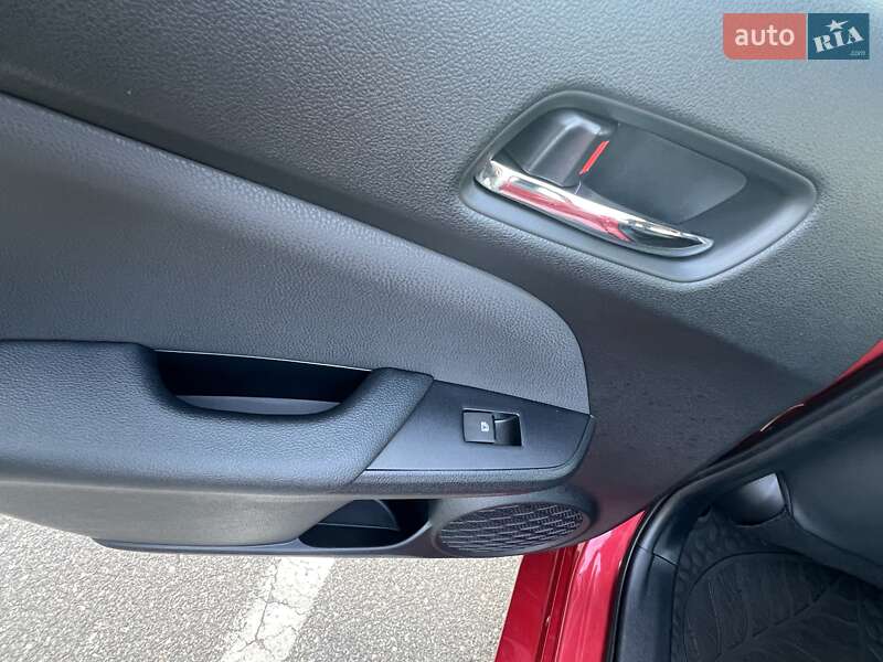 Хэтчбек Toyota Prius Prime 2017 в Киеве фото 14 Хэтчбек Toyota Prius Prime 2017 в Киеве