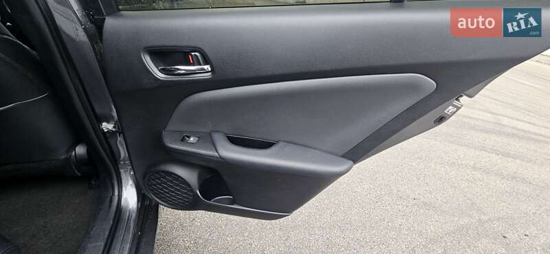 Хэтчбек Toyota Prius Prime 2018 в Киеве