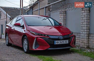 Хэтчбек Toyota Prius Prime 2017 в Одессе