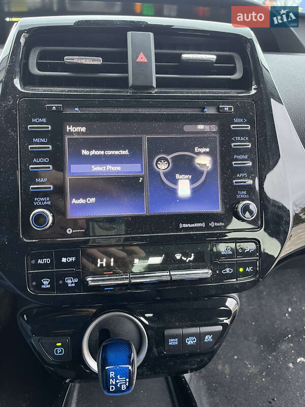 Хэтчбек Toyota Prius Prime 2019 в Львове