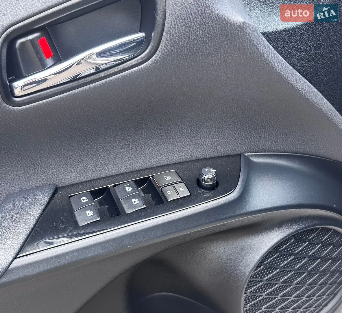 2018 Toyota Prius - мініатюра 19