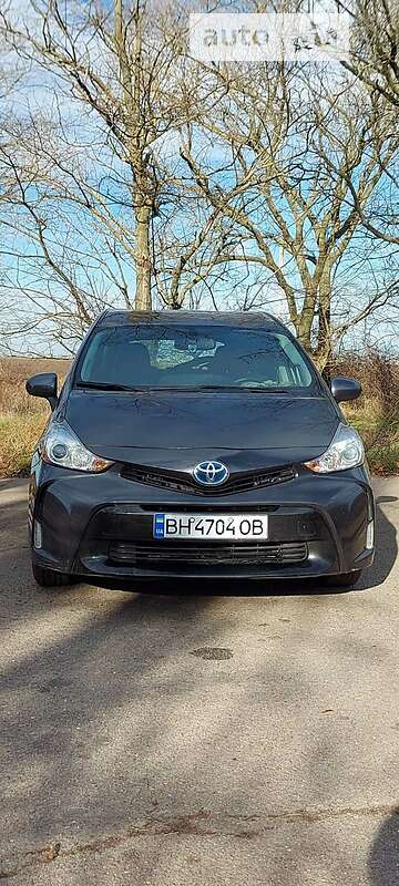 Універсал Toyota Prius v 2016 в Чорноморську