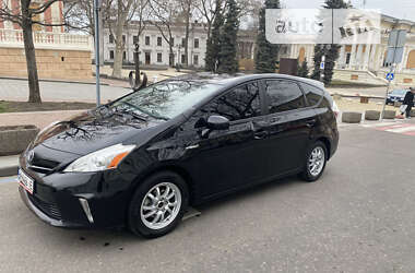 Універсал Toyota Prius v 2012 в Одесі