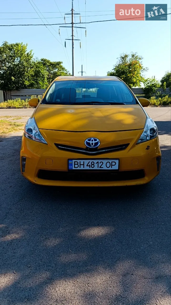 2014 Toyota Prius v (+) - мініатюра 27