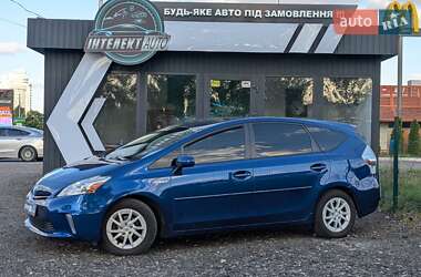 Універсал Toyota Prius v 2011 в Києві