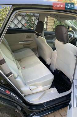 Універсал Toyota Prius v 2012 в Києві