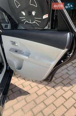 Універсал Toyota Prius v 2012 в Києві