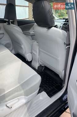 Універсал Toyota Prius v 2012 в Києві