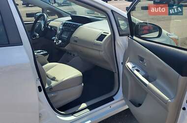 Універсал Toyota Prius v 2012 в Черкасах