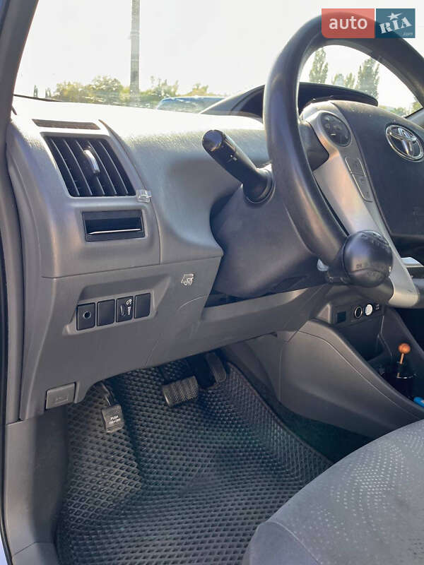 Універсал Toyota Prius v 2014 в Білій Церкві