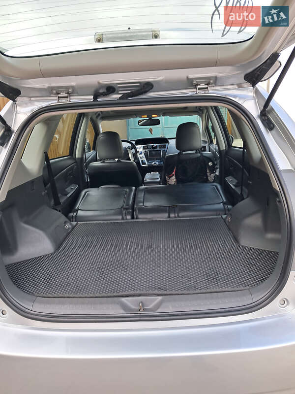 Универсал Toyota Prius v 2012 в Харькове фото 10 Универсал Toyota Prius v 2012 в Харькове