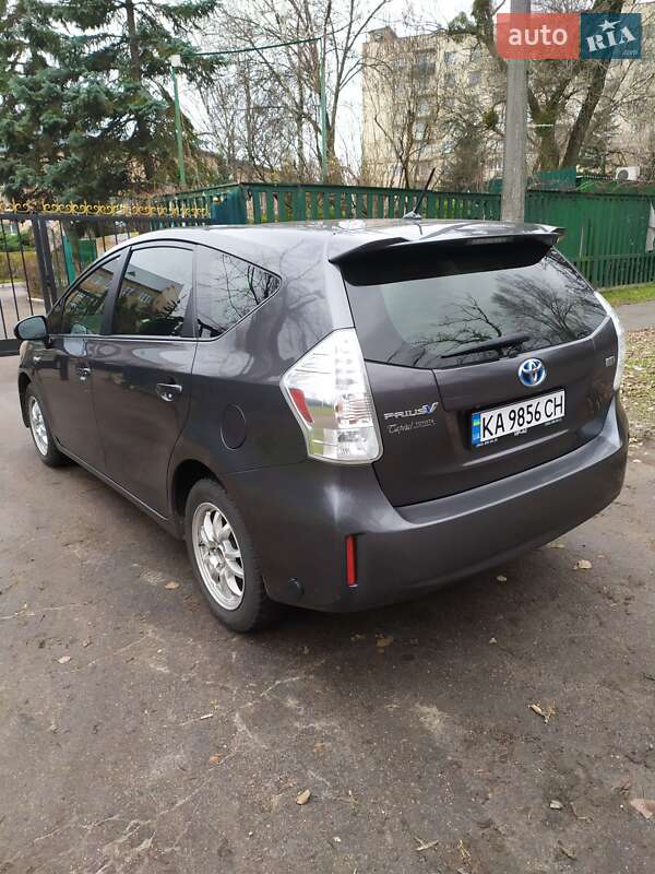 Универсал Toyota Prius v 2014 в Киеве фото 3 Универсал Toyota Prius v 2014 в Киеве