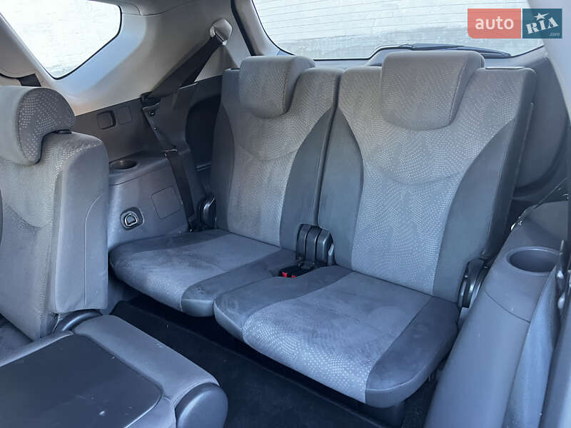 Универсал Toyota Prius v 2013 в Луцке фото 35 Универсал Toyota Prius v 2013 в Луцке