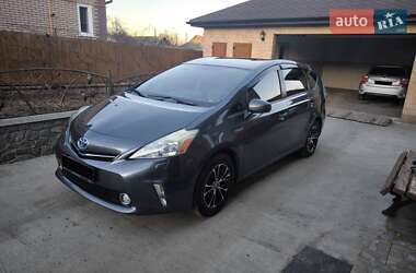 Універсал Toyota Prius v 2012 в Умані