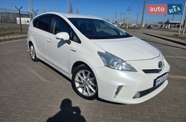 Універсал Toyota Prius v 2013 в Одесі