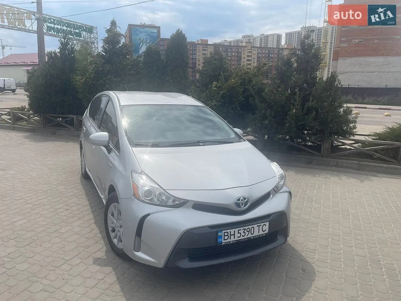 2014 Toyota Prius v (+) - мініатюра 26