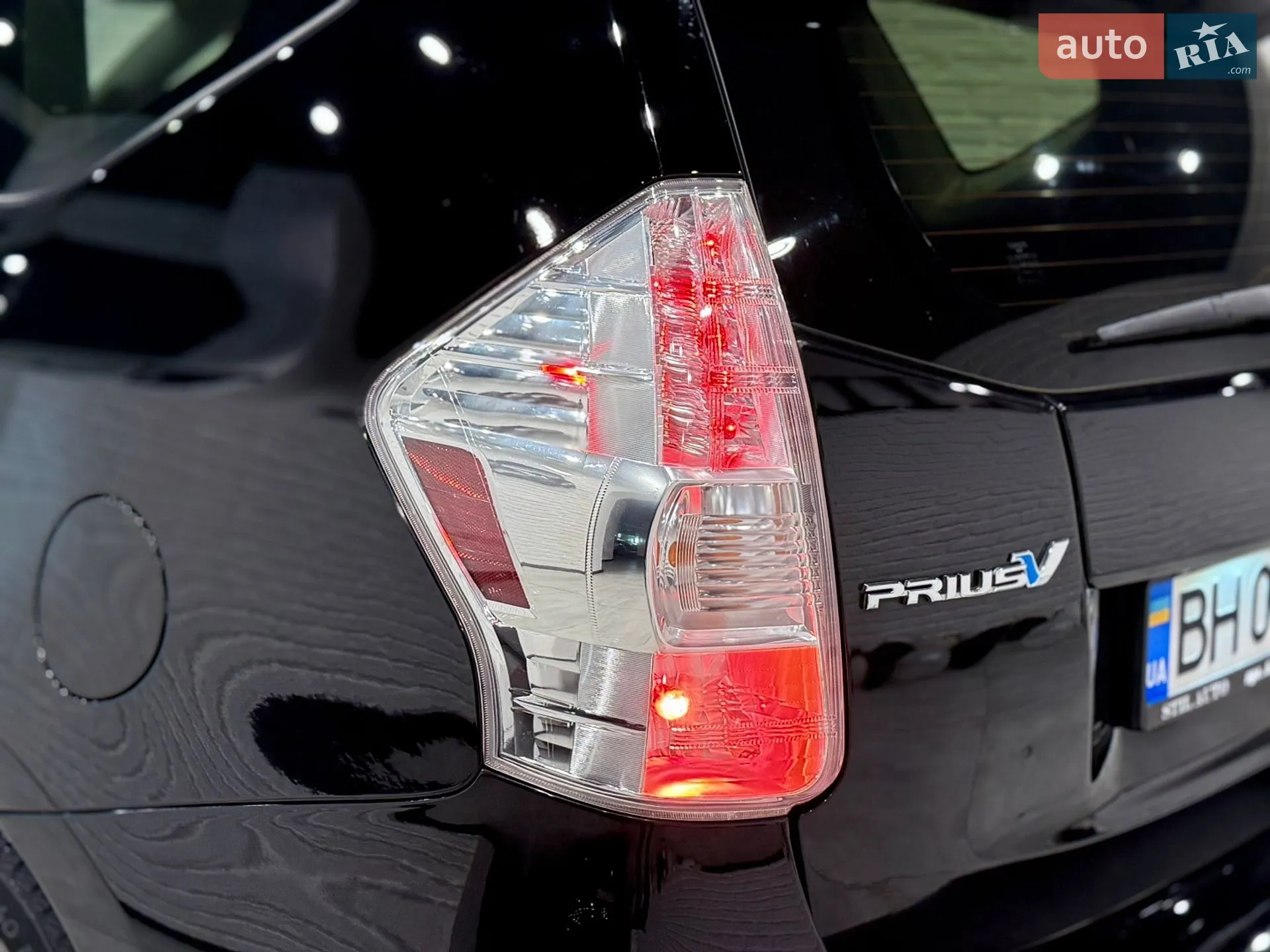 2013 Toyota Prius v (+) - мініатюра 71
