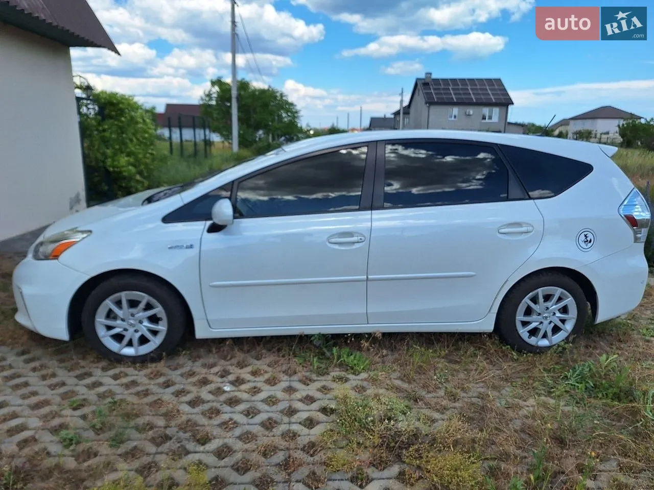2012 Toyota Prius v (+) - мініатюра 7