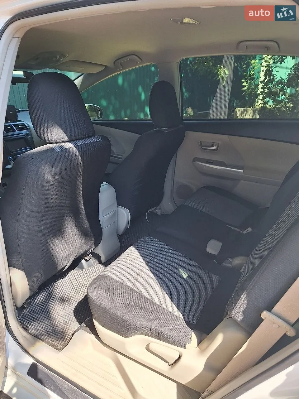 2012 Toyota Prius v (+) - мініатюра 19