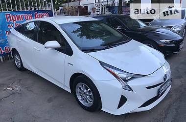 Седан Toyota Prius 2016 в Одесі