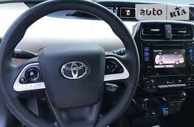 Седан Toyota Prius 2016 в Одесі