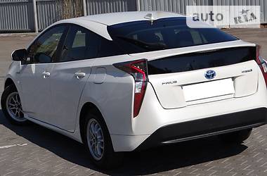 Седан Toyota Prius 2016 в Одессе