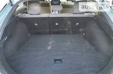 Седан Toyota Prius 2016 в 