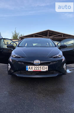 Хетчбек Toyota Prius 2016 в Харкові