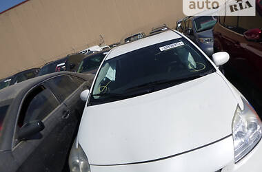 Лифтбек Toyota Prius 2013 в Ровно