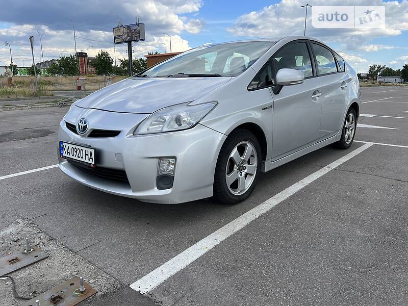 Хэтчбек Toyota Prius 2009 в Киеве