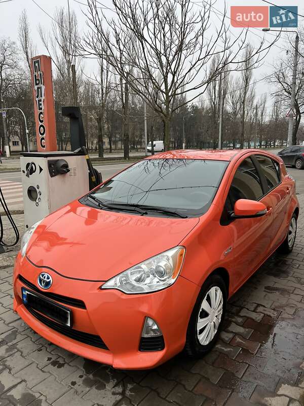 Хетчбек Toyota Prius 2014 в Одесі