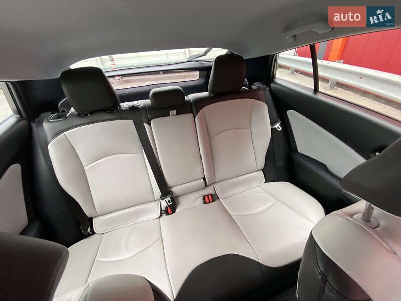 Хетчбек Toyota Prius 2019 в Києві