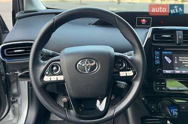 Хэтчбек Toyota Prius 2016 в Одессе