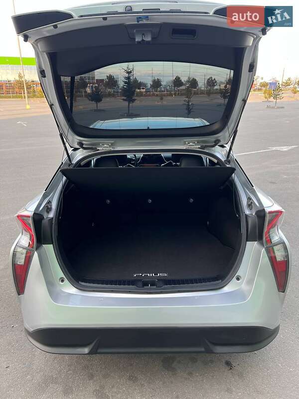 Хетчбек Toyota Prius 2016 в Одесі