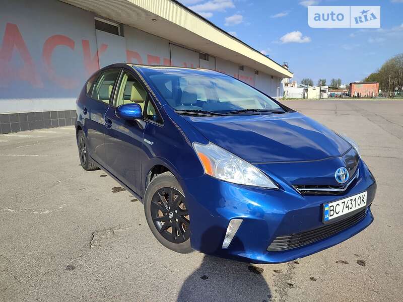 Универсал Toyota Prius 2012 в Львове