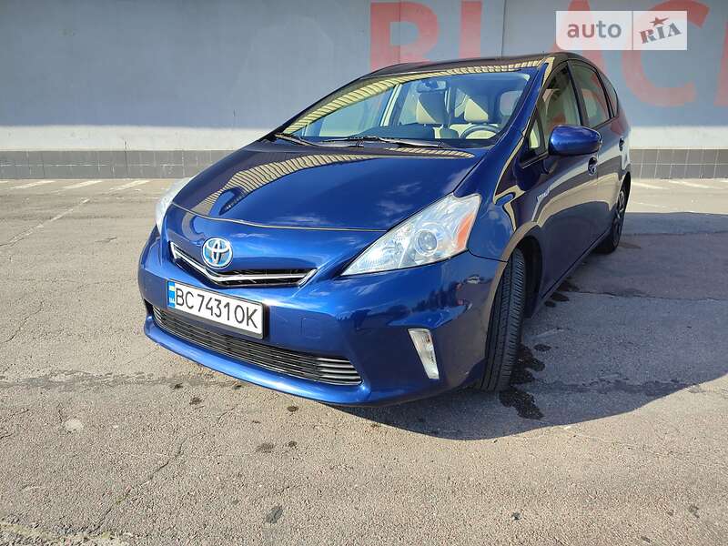 Универсал Toyota Prius 2012 в Львове