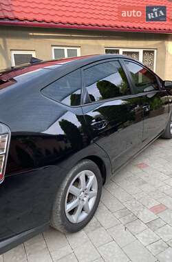 Хетчбек Toyota Prius 2004 в Сваляві