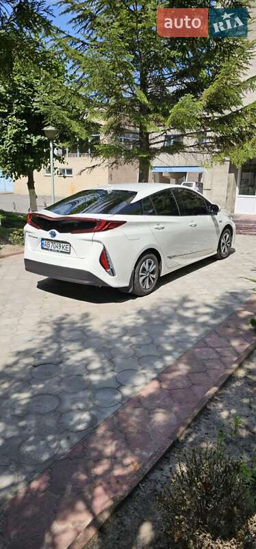 Хэтчбек Toyota Prius 2019 в Виннице