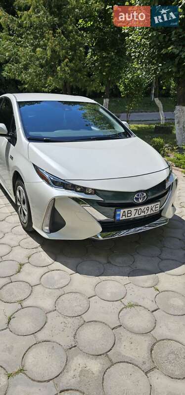 Хэтчбек Toyota Prius 2019 в Виннице