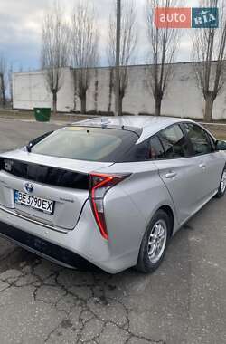 Хетчбек Toyota Prius 2017 в Миколаєві